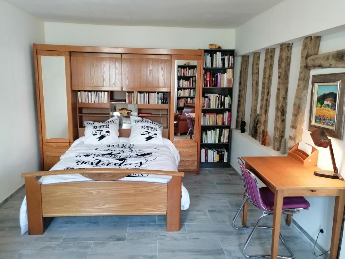 F Logement Entier Courtenay  Eksteriør billede