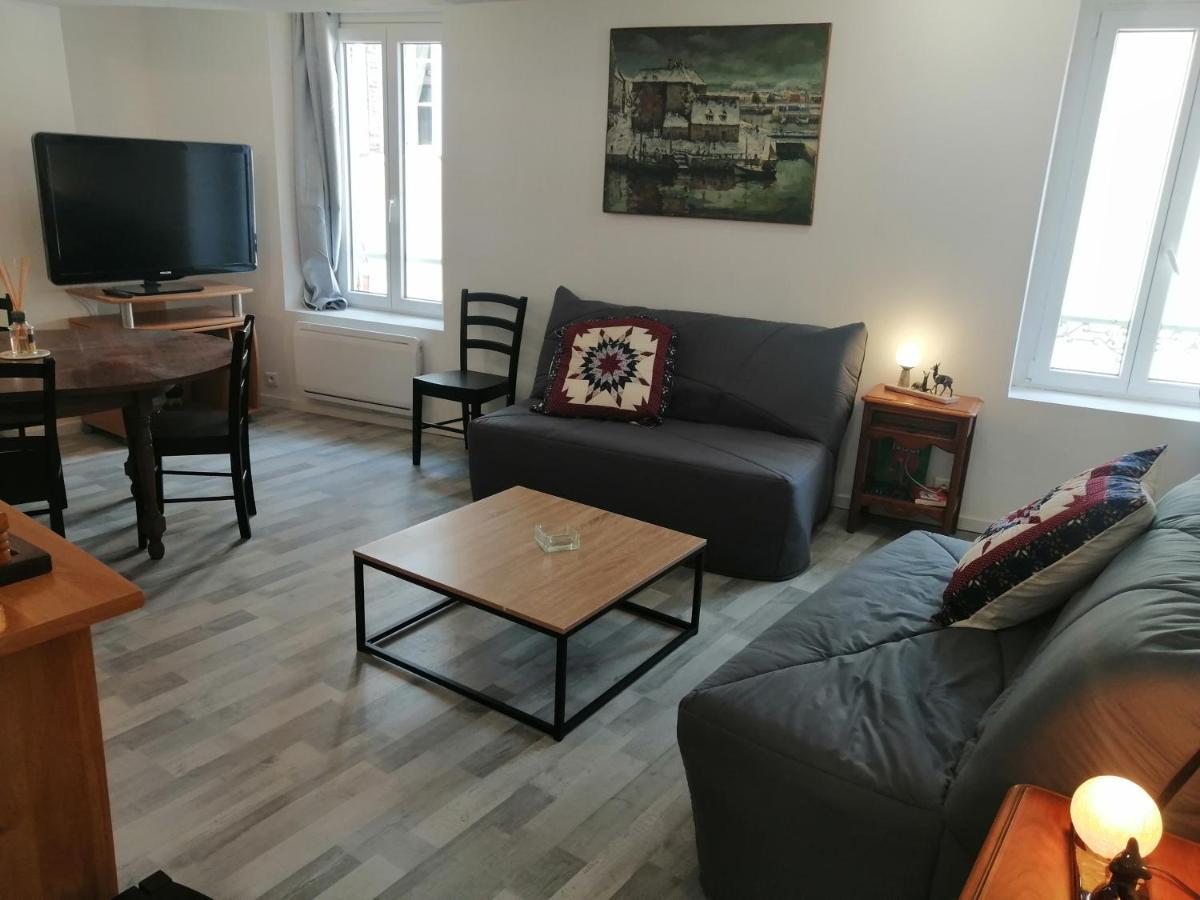 F Logement Entier Courtenay  Eksteriør billede
